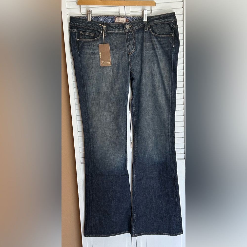 PAIGE Maternity size 32L 32 long Westbourne blue jeans under belly flare NWT